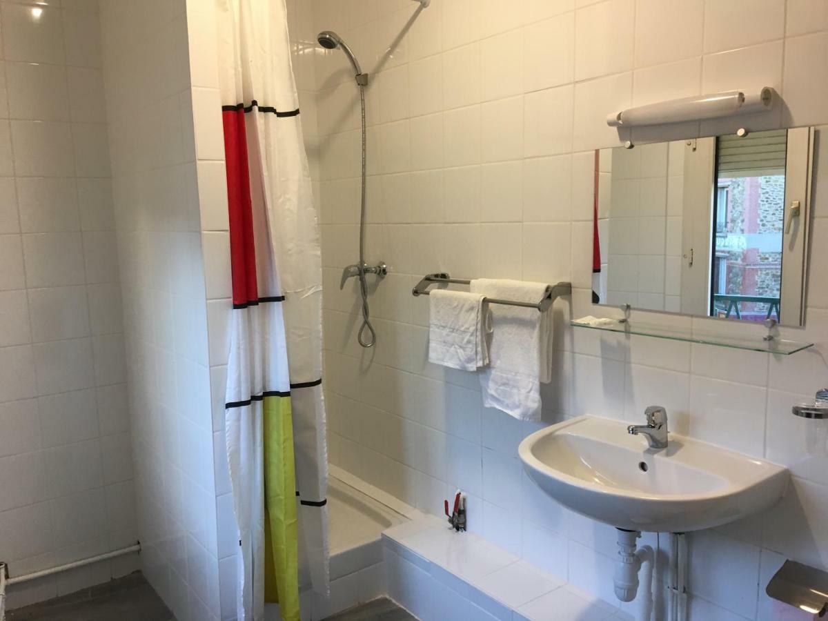 Hotel De Strasbourg Aulnay-sous-Bois Eksteriør bilde